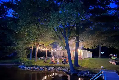 Image de Lakefront Vacation Home
