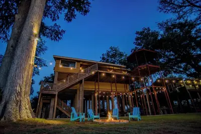 Image de Guadalupe River Oasis-Pool Table-Shuffle Board-5 Bedrooms-Sleeps 12!