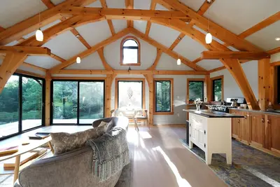 Image de Private Escape: Gorgeous Cabin on 20 acres overlooking pond.