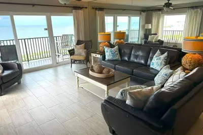 Surfside 404 - Premium 3 Bedroom 2 Bath Oceanfront Condo