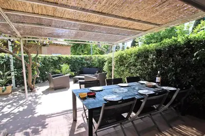Image de Maison T4 - 6 personnes - Climatisation - WiFi - Jardin - Terrasse - Sainte Maxime - Classé 3*