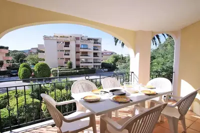 Image de Appartement T4 - 6\/8 personnes - Piscine résidence - Climatisation - WiFi - Sainte Maxime - Classé 3*