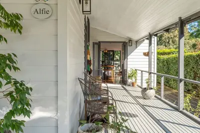 Image de Alfie - right in the heart of Berry
