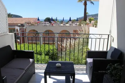Image de Beautiful Apartment With Swimming Pool And Two Steps From The Beach
