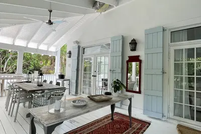Image de Magic & Unique Key West Style Villa, Interior Design & Feng Shui
