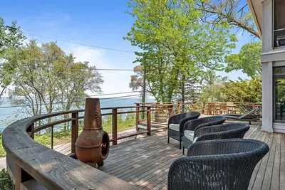 Image de La Spiaggia - beach front getaway at Stop 38 in Michiana\/ New Buffalo