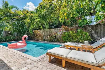 Image de Bohemian Paradise with Heated Saltwater Pool