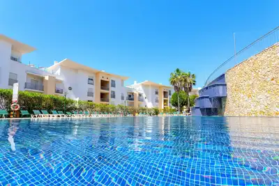 Image de Apartment with Panoramic Terrace, 2 Swimming pools & Tennis court