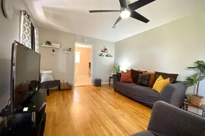 Image de Family Friendly House- Close to Campus!