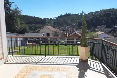 Image de Magnificent House 1 Km from the center: Suite + hydro