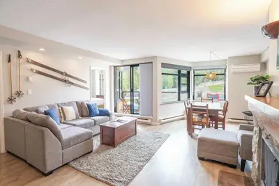 Image de The Tantalus Suite Mountain View
