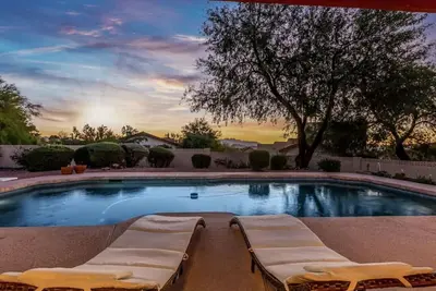 Image de Sunrise Oasis your Western Oasis in the Desert