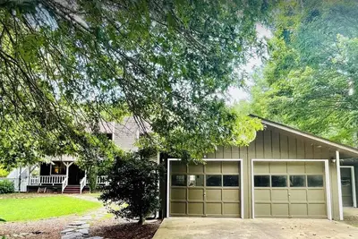 Image de Riverlanding 4 bdrm home River and Mountain Views