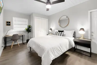 Image de Cheerful 4-bedroom Home near Bush Gardens