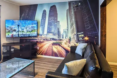 Image de Cozy, clean & spacious townhouse - Unit 1
