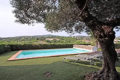 Image de Villa T4 - 6\/8 personnes - Piscine privée - Climatisation - Wifi - Jardin - Sainte Maxime - Classée 4*