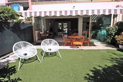 Image de Studio 2\/4 personnes - Climatisation - Jardin privatif - Proche centre ville - Sainte Maxime - Classé 3*