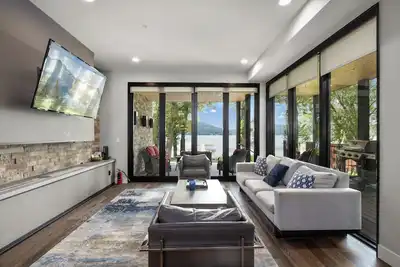 Image de Monthly Condo Rental | 3 Bed, 3 Bath