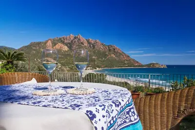 Image de Domu Arbeschida - Appartement avec vue sur la plage