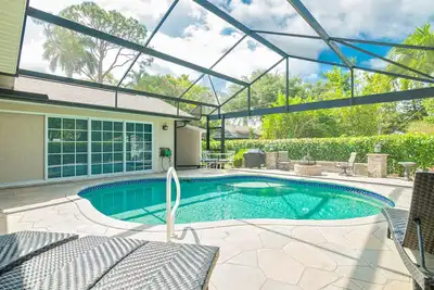 Image de Beautiful home with Private Pool- minutes from the beach and Naples Shopping