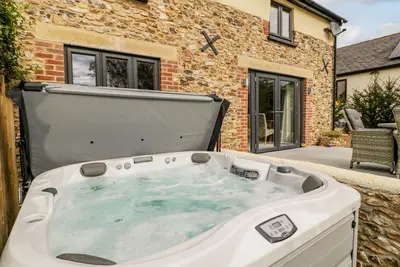 Image de Forever Home, family friendly, with hot tub in Payhembury