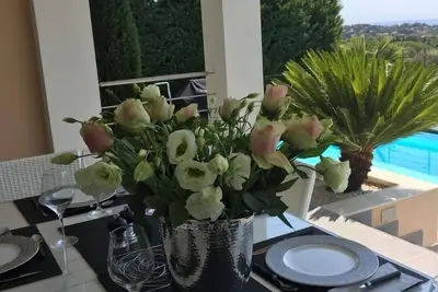 Image de Magnifique villa contemporaine, piscine, vue mer, à Cavalaire pour 8 personnes