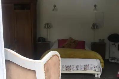 Image de Studio 40m2 avec piscine et terrasse extérieure