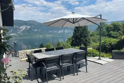 Image de Spectacular Lake View Luxury Villa in Conjux