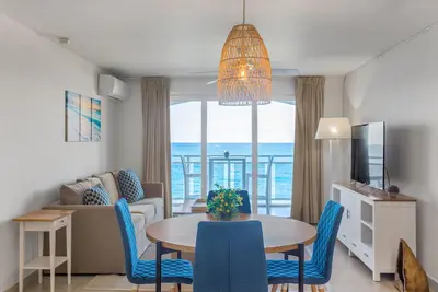 Image de Sunset Beach Condo- 1br Lux home next to The Morgan Resort