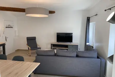 Image de Superbe T2 Avec Wifi   Hypercentre Avignon