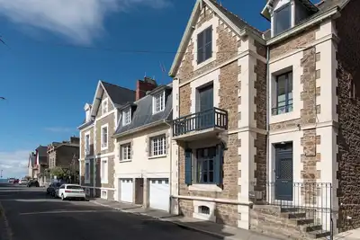 Image de Villa Jules Simon - proche des Thermes Marins