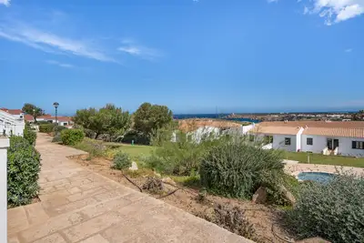 Image de Apartment Arenal den Castell with sea view