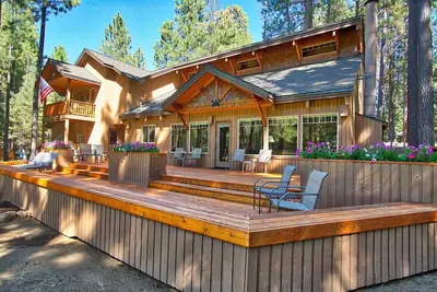 Image de Lovely home directly on the 15th Fairway!