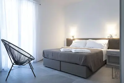 Image de Du Lac Apartments - brand new apartment within walking distance of the center