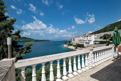 Image de Villa Danielle - Two Bedroom Apartment with Sea View (1)