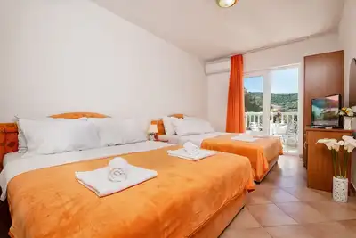 Image de Apartments Matej - Studio Apartment with Sea View and Balcony 304