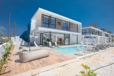Image de Villa Elvy, Stylish and New 4bdr Protaras Villa with Pool, Close to Fig Tree Bay