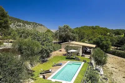 Image de One Bedroom Villa, A/C, Private Pool, Lovely Mountain Views just 3 mins from Pollenca Golf Course!