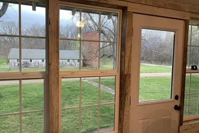 Image de Renovated Farmhouse - Hunters Lodge