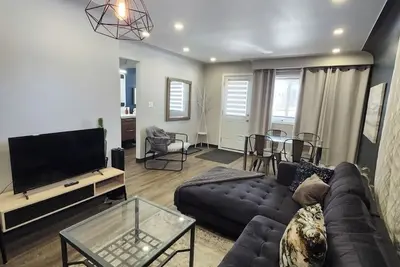 Image de Downtown 1 bedroom Apt -- Ensuite Laundry