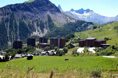 Image de Bel appartement pour 4 personnes avec piscine, Wifi, Tv, balcon et parking