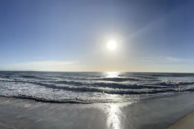 Image de Beach escape with many  upscale amenities without upscale price