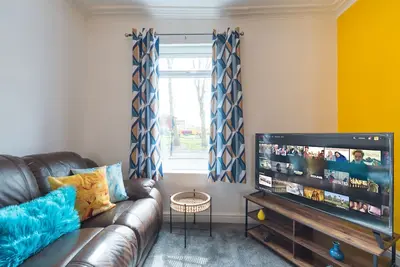 Image de Adom Home Away From Home By Jesouth