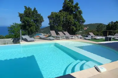 Image de Villa « Gecko » avec vue sur la mer, Wi-Fi et climatisation