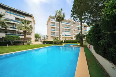 Image de Appartement \"Fin Albir Spaniahome\", avec piscine, terrasse meublée et Wi-Fi.