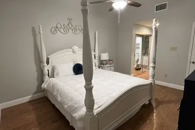 Image de Spacious 2bd 2ba FreeWiFi Parking 12 mi - At&T Stadium, Globe Life Field, TLive!