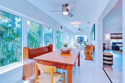 Image de A Luxury Beachside Retreat
