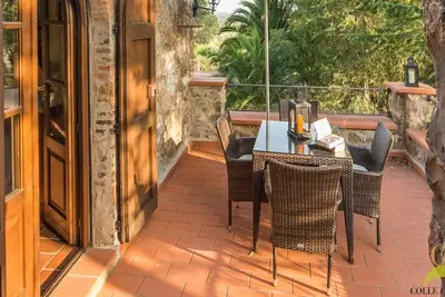 Image de Appartamento in casale con piscina in Maremma