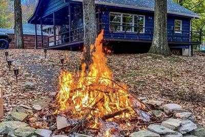 Image de Cozy Lake View Cabin on Lake Wallenpaupack with beach area access! ! !