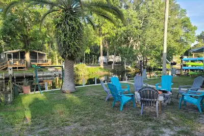 Image de 3 bedroom Farmhouse on the River